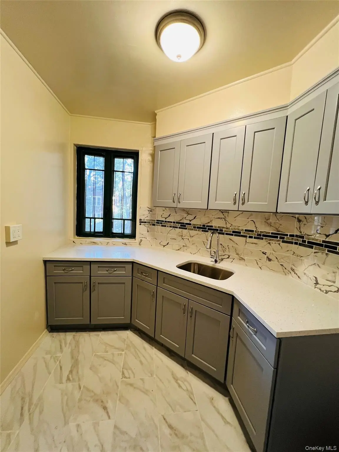 2033 Mcgraw Avenue #MH, Bronx, NY 10462 - #1