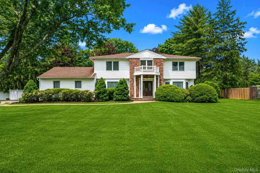 35 High Pasture Circle, Dix Hills, NY 11746 - #2