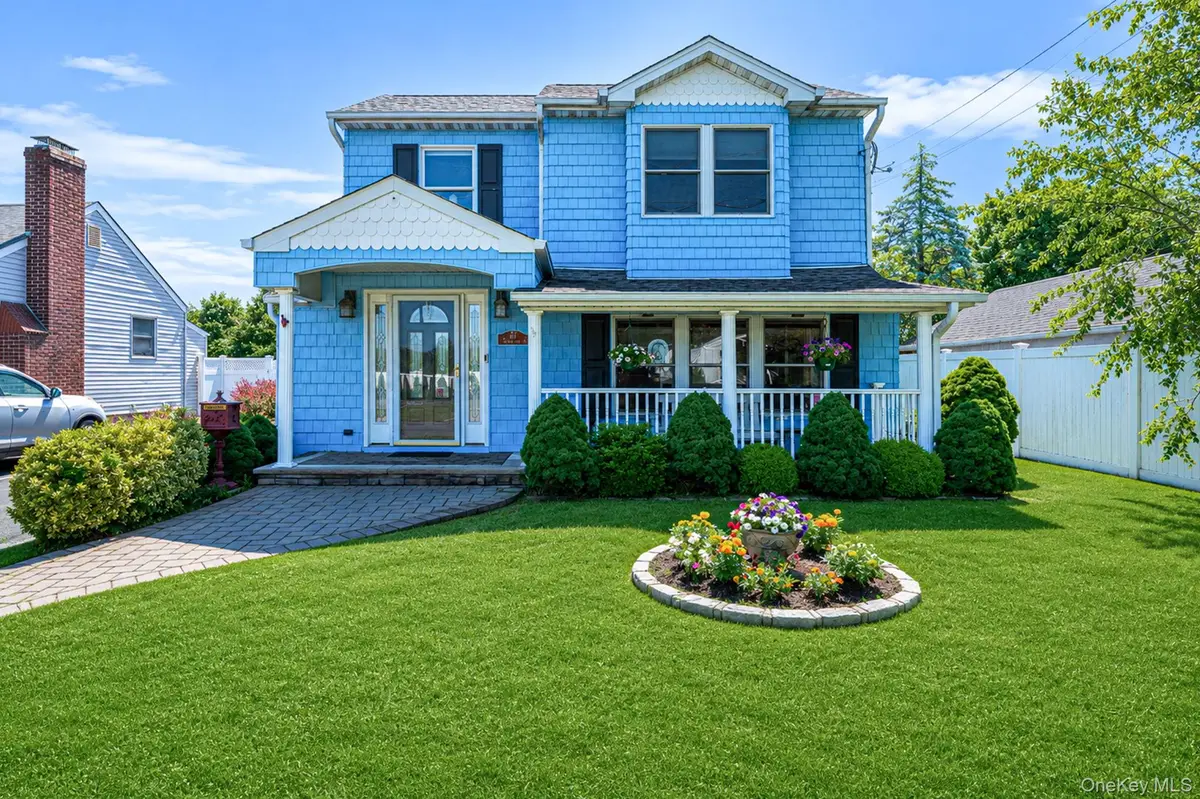 61 N Ocean Avenue, Islip, NY 11751 - #1