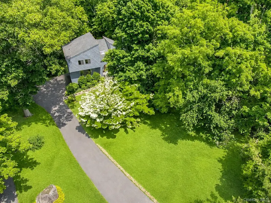 24 Anne Chambers Lane, Katonah, NY 10536 - #2