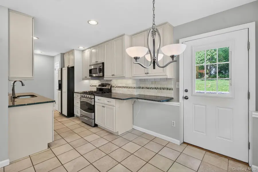 6 Old Lake Road, Congers, NY 10920 - #3