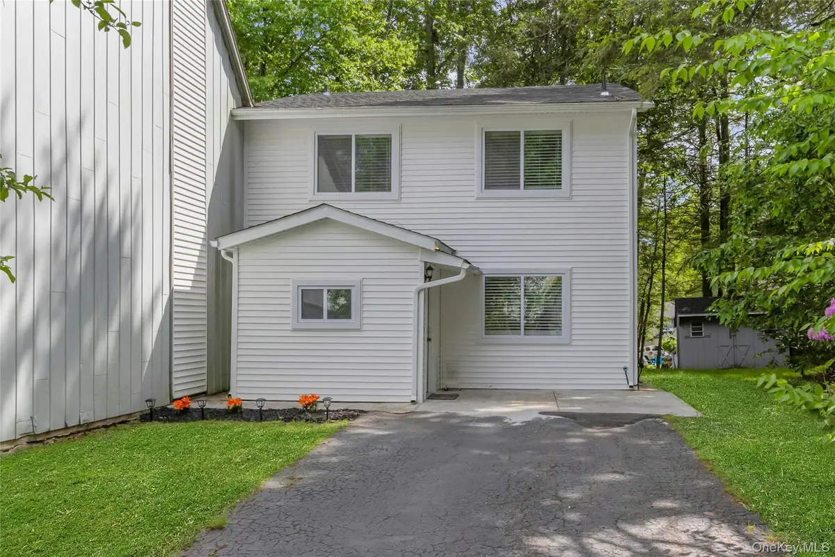34 Elizabeth Way, Kiamesha Lake, NY 12751 - #1