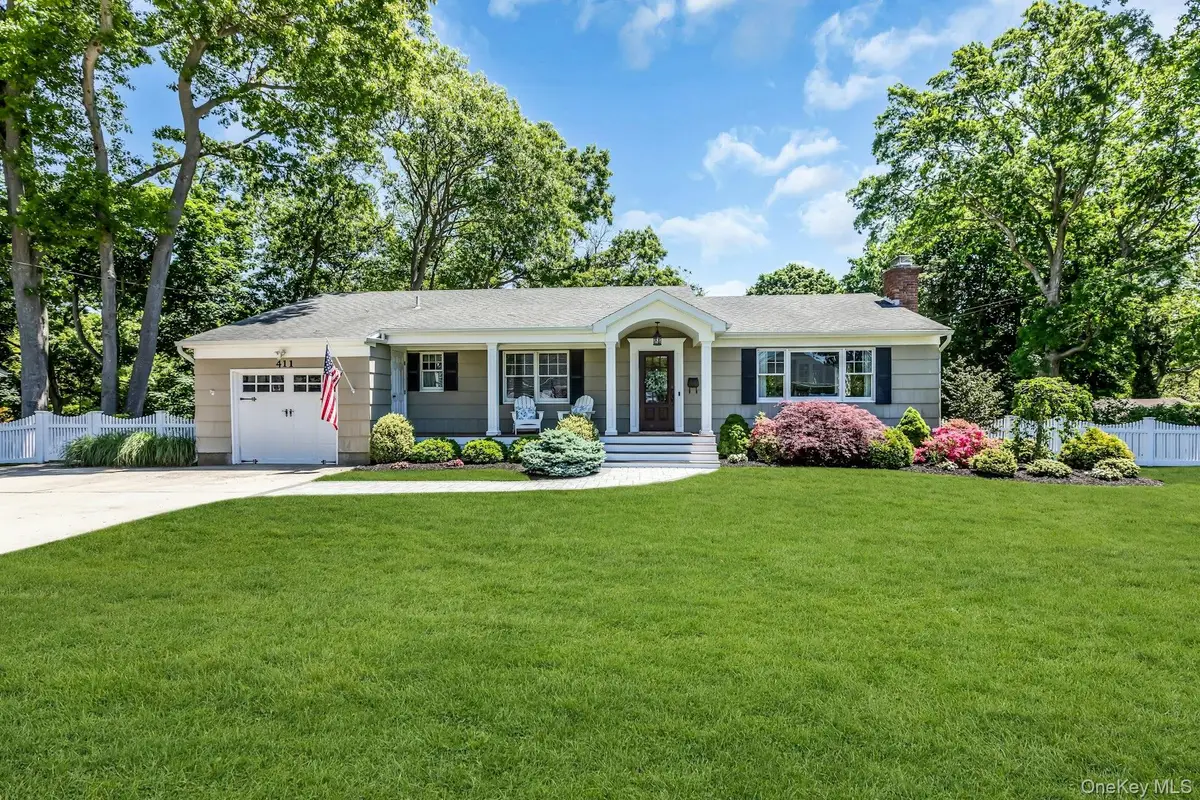 411 Hillside Avenue, West Sayville, NY 11796 - #1