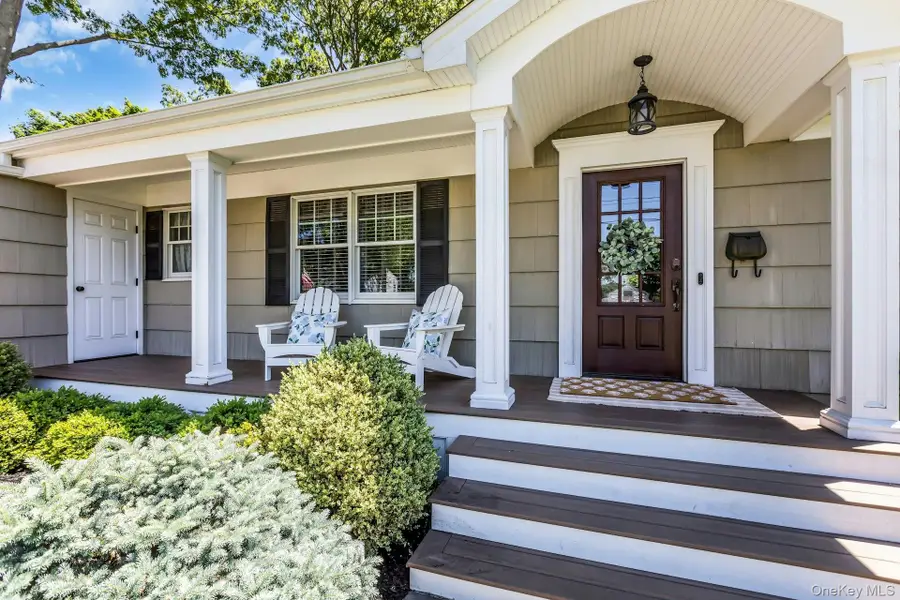 411 Hillside Avenue, West Sayville, NY 11796 - #3
