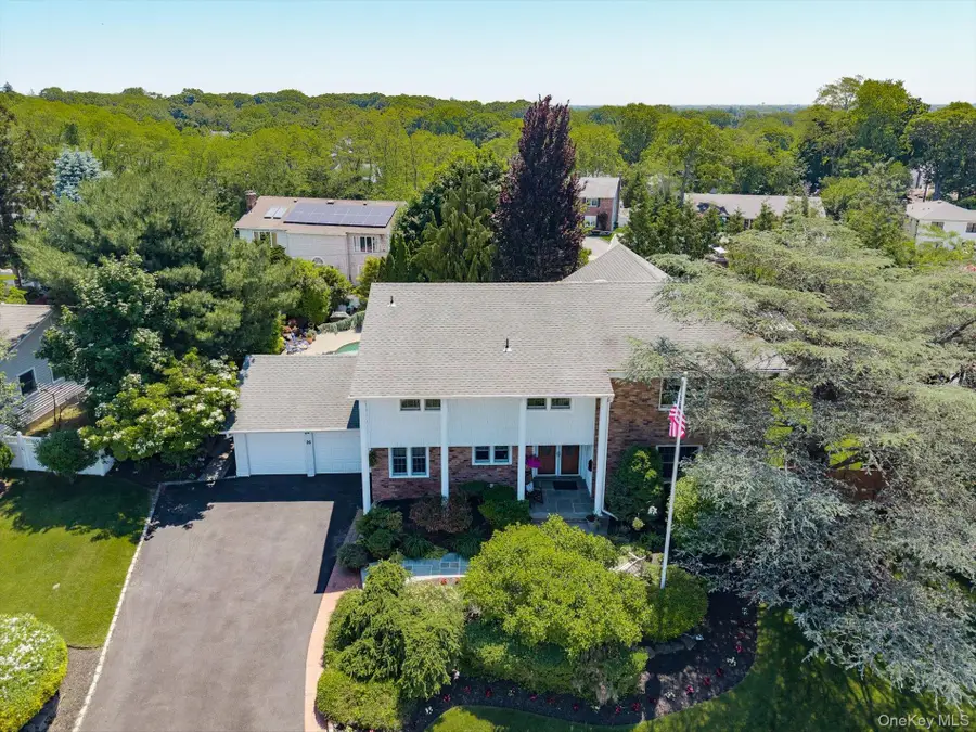 26 Quaker Lane, Farmingdale, NY 11735 - #2