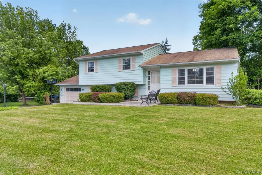 82 Barnes Road, Washingtonville, NY 10992 - #3