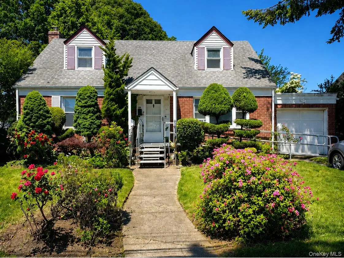 253 Eagle Avenue, West Hempstead, NY 11552 - #1