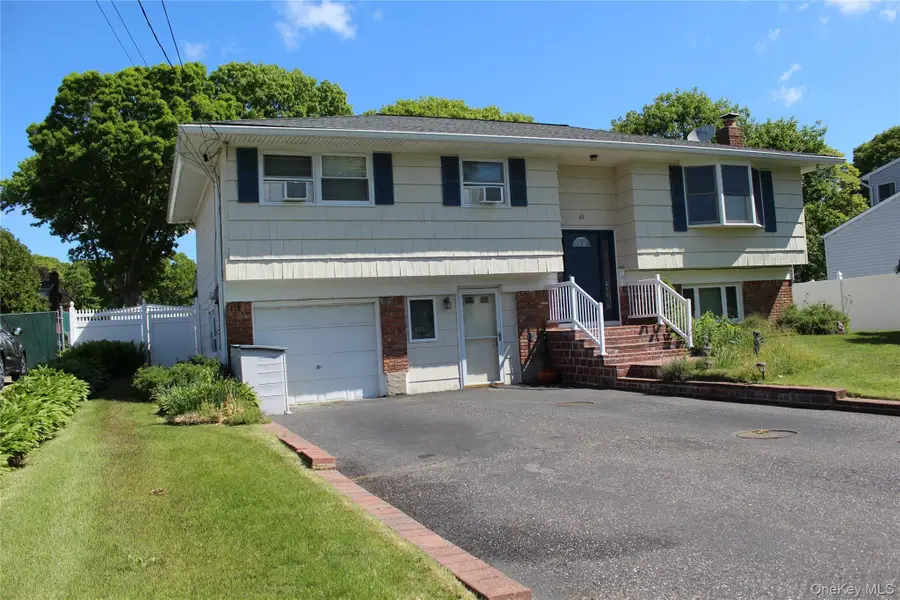 69 Appel Drive E, Shirley, NY 11967 - #2