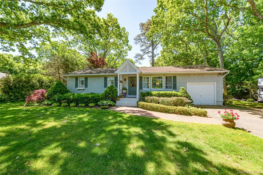 816 Blair Street, Bohemia, NY 11716 - #2