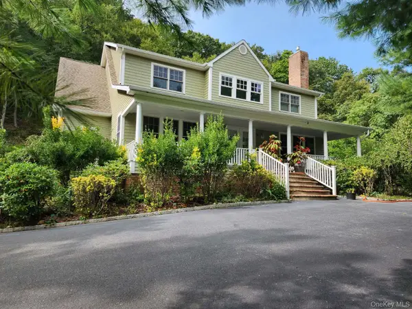 1259 N Country Road, Stony Brook, NY 11790