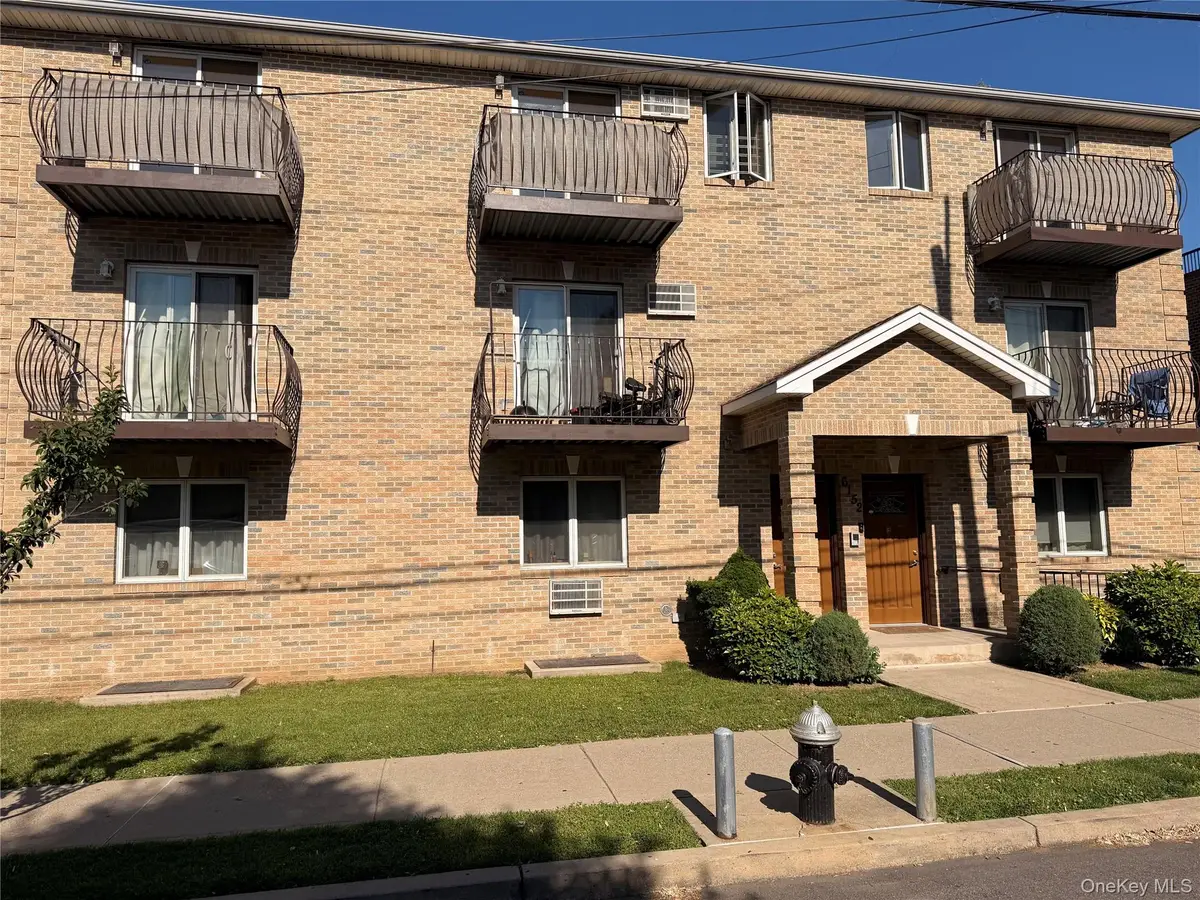 6152 170th Street, Fresh Meadows, NY 11365 - #1
