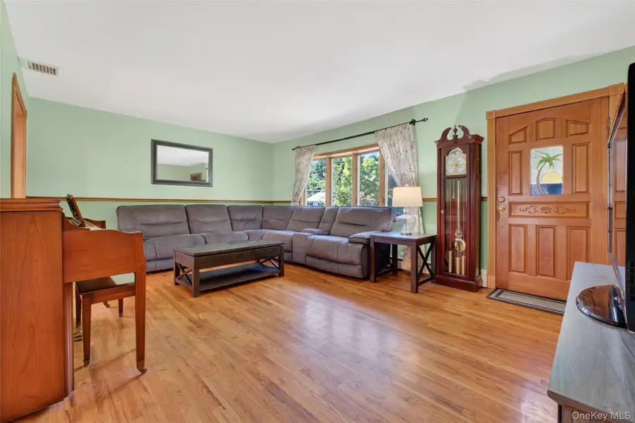 20 Glen Drive, Wappingers Falls, NY 12590 - #3