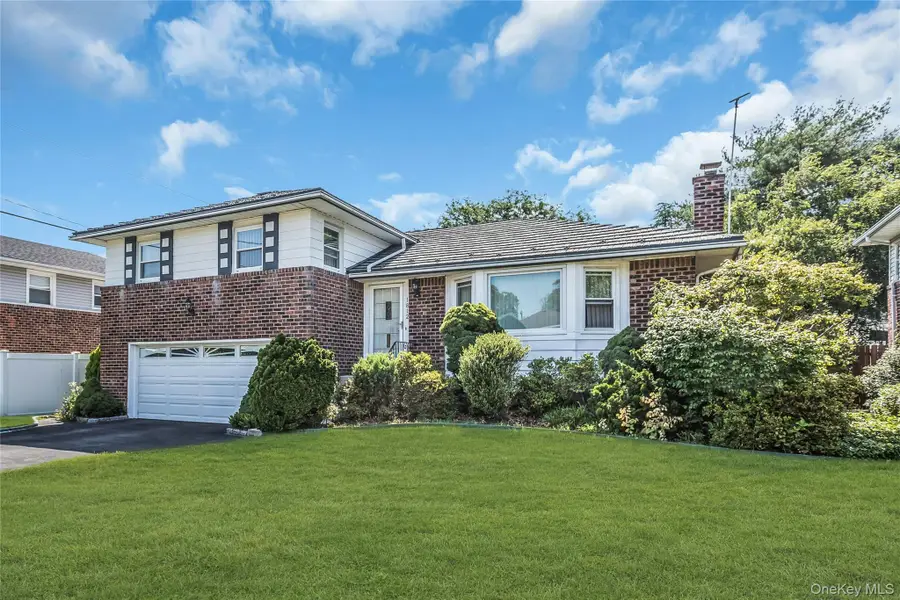 1812 Collins Street, Seaford, NY 11783 - #2