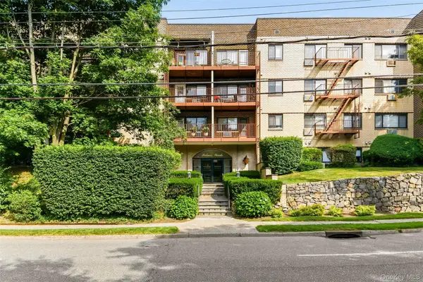 2221 Palmer Avenue #3P, New Rochelle, NY 10801
