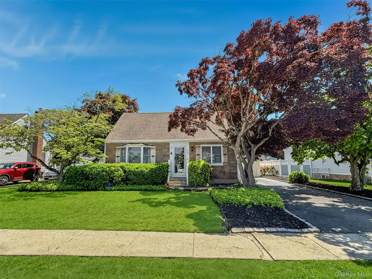 3584 Condor Road, Levittown, NY 11756 - #1