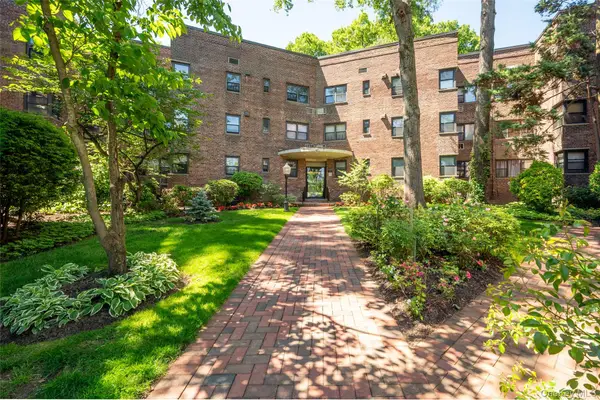 50 Brompton Road #Apt 3H, Great Neck, NY 11021
