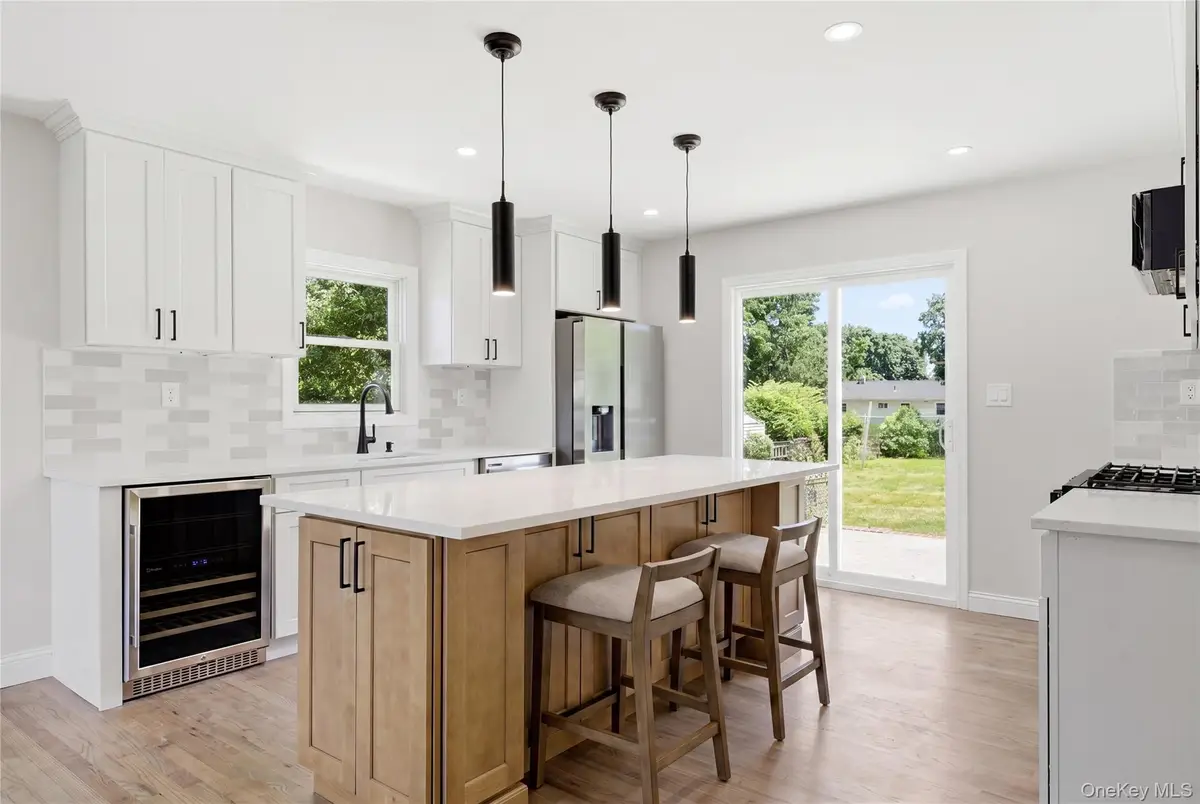 1707 N Gardiner Drive, Bay Shore, NY 11706 - #1