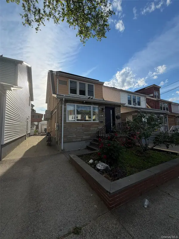 59-22 Parsons Boulevard, Fresh Meadows, NY 11365