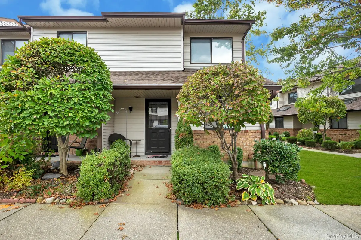 65 Cottonwood Court, Wantagh, NY 11793 - #1