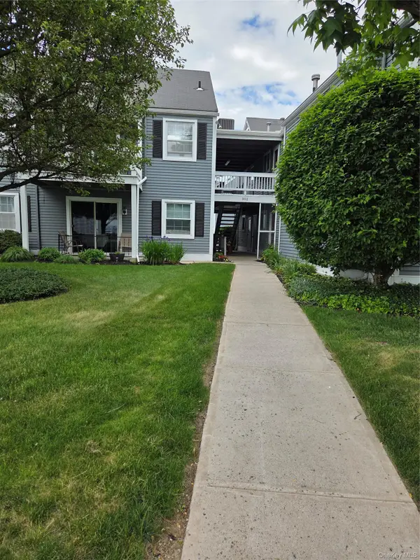 302 Commons Way #E, Fishkill, NY 12524