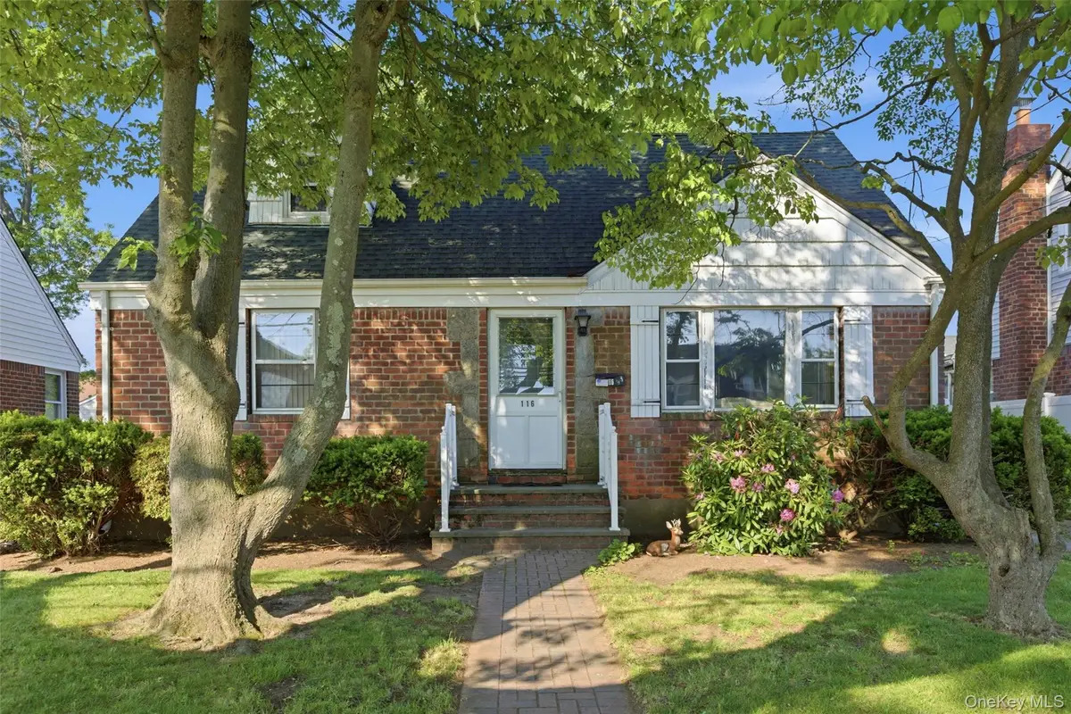 116 Prague Street, Valley Stream, NY 11580 - #1