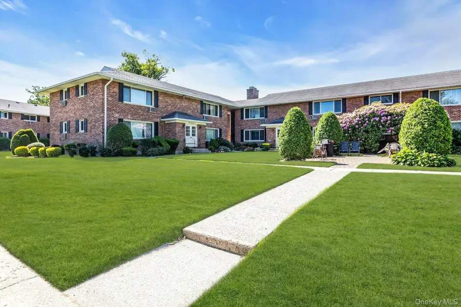 294 Edmunton Drive #k19, North Babylon, NY 11703 - #3