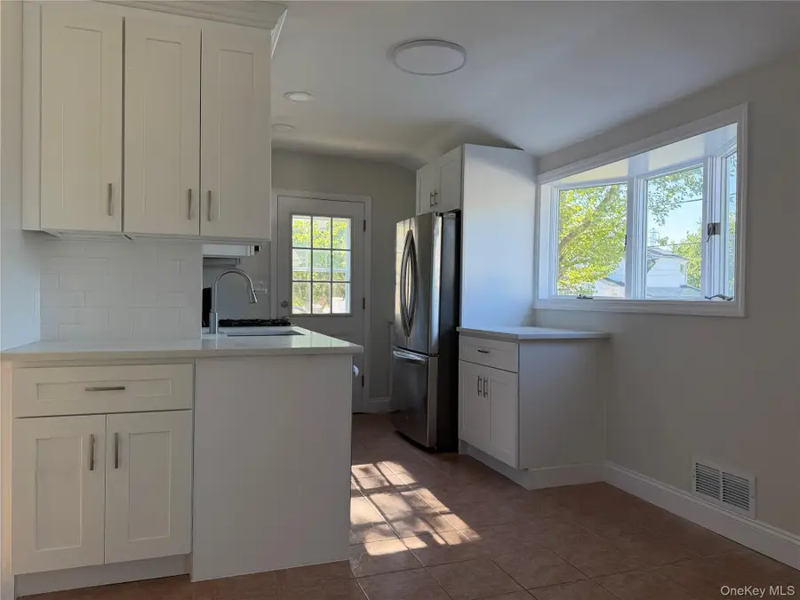 3 Perry Street, Brentwood, NY 11717 - #3