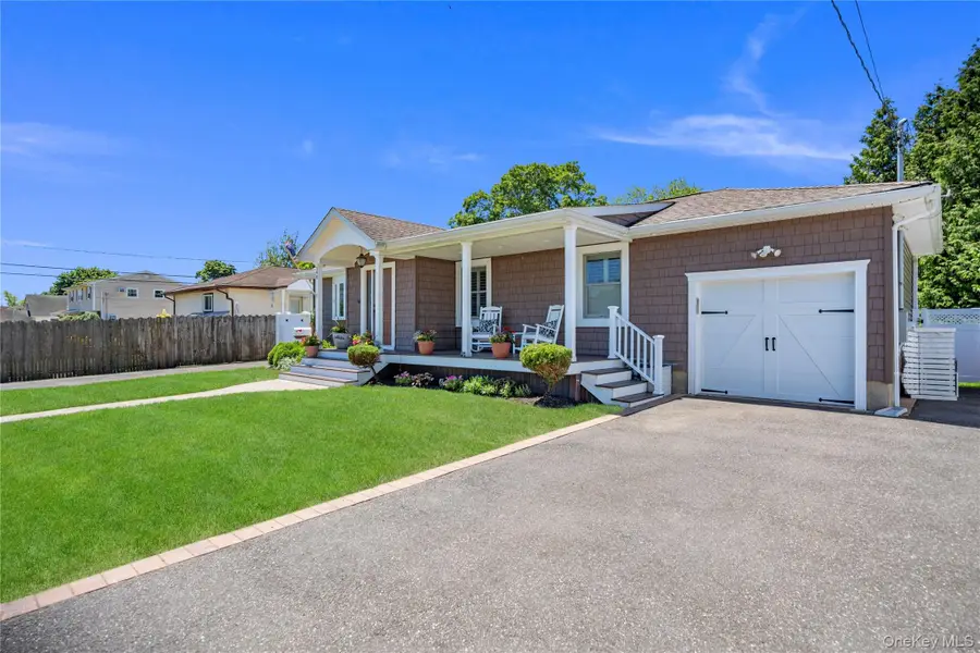 190 Sexton Road, West Babylon, NY 11704 - #3