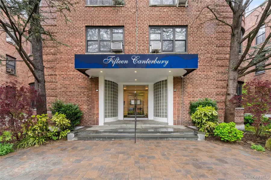 15 Canterbury #C11, Great Neck, NY 11021 - #2