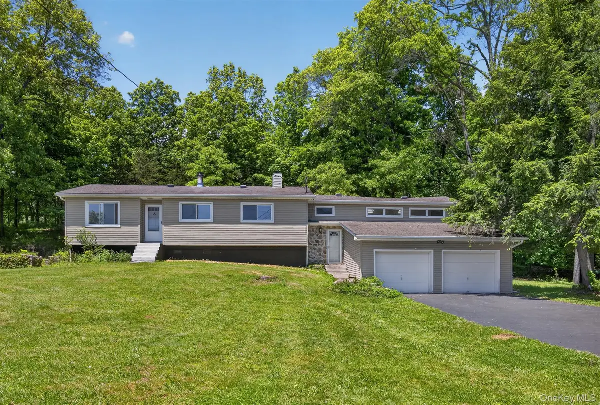 85 Toleman Road, Washingtonville, NY 10992 - #1