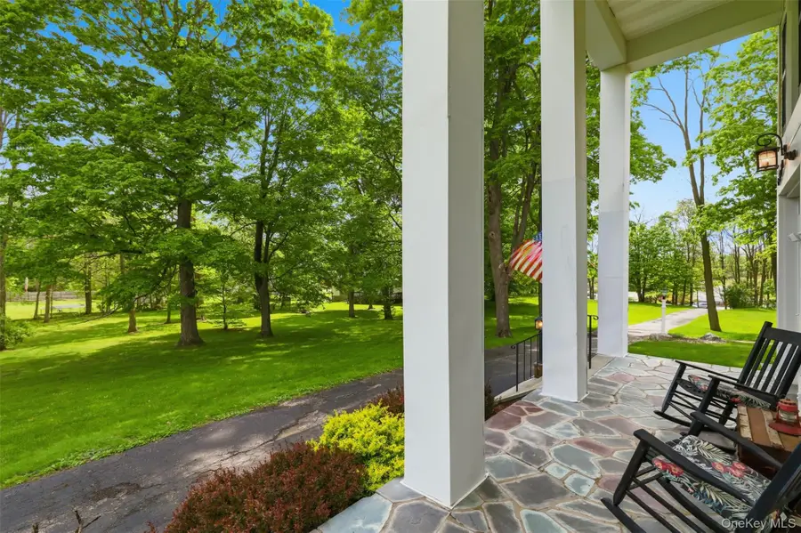 6 Country Club Road, Hopewell Junction, NY 12533 - #3