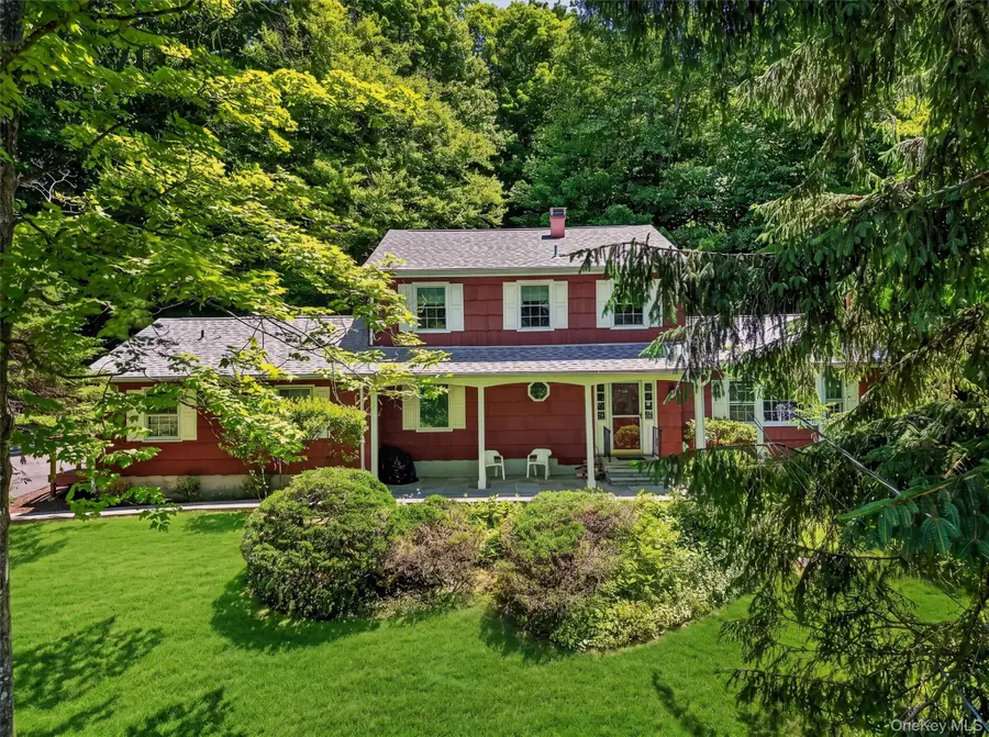 1096 Sunset Street, Yorktown Heights, NY 10598 - #2