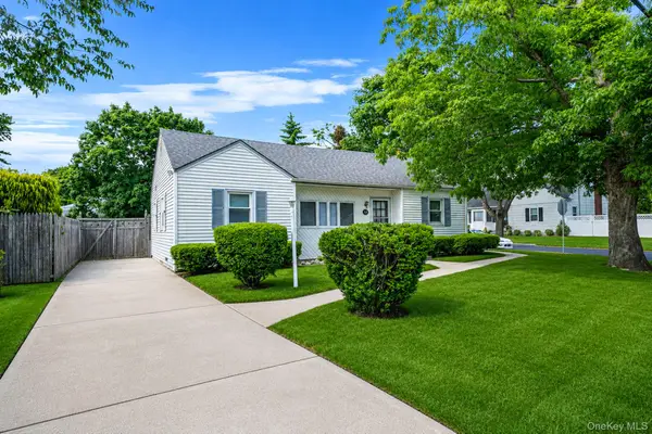 129 Shaber Road, Patchogue, NY 11772