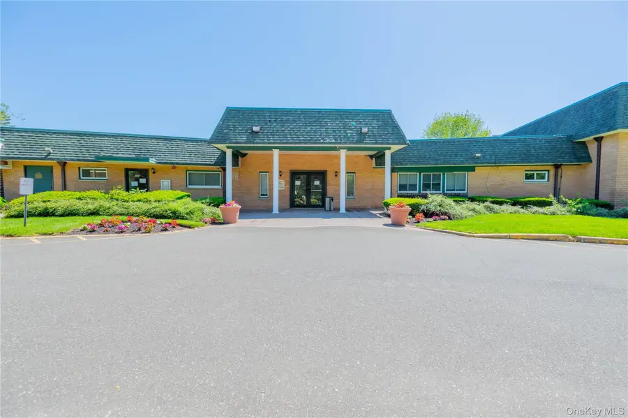 219 Artist Lake Drive, Middle Island, NY 11953 - #2
