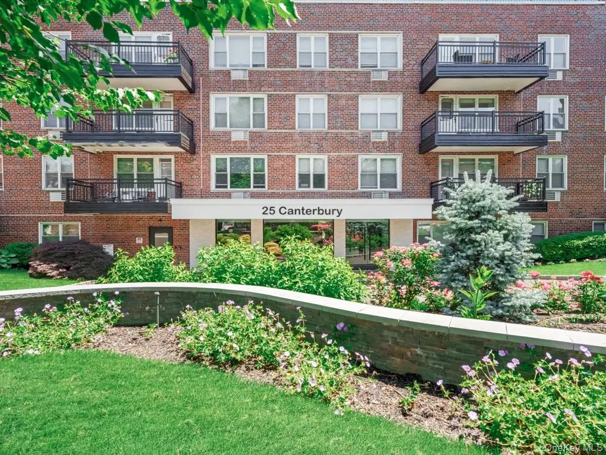 25 Canterbury Road #1M, Great Neck, NY 11021 - #1