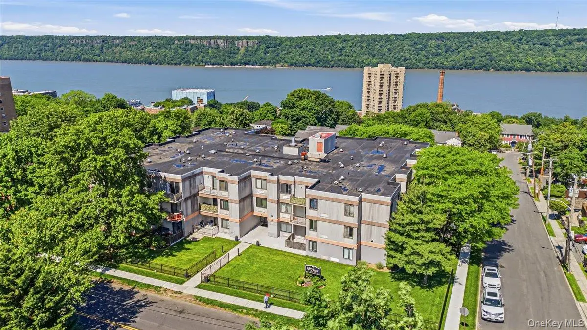 421 N Broadway #28, Yonkers, NY 10701 - #1