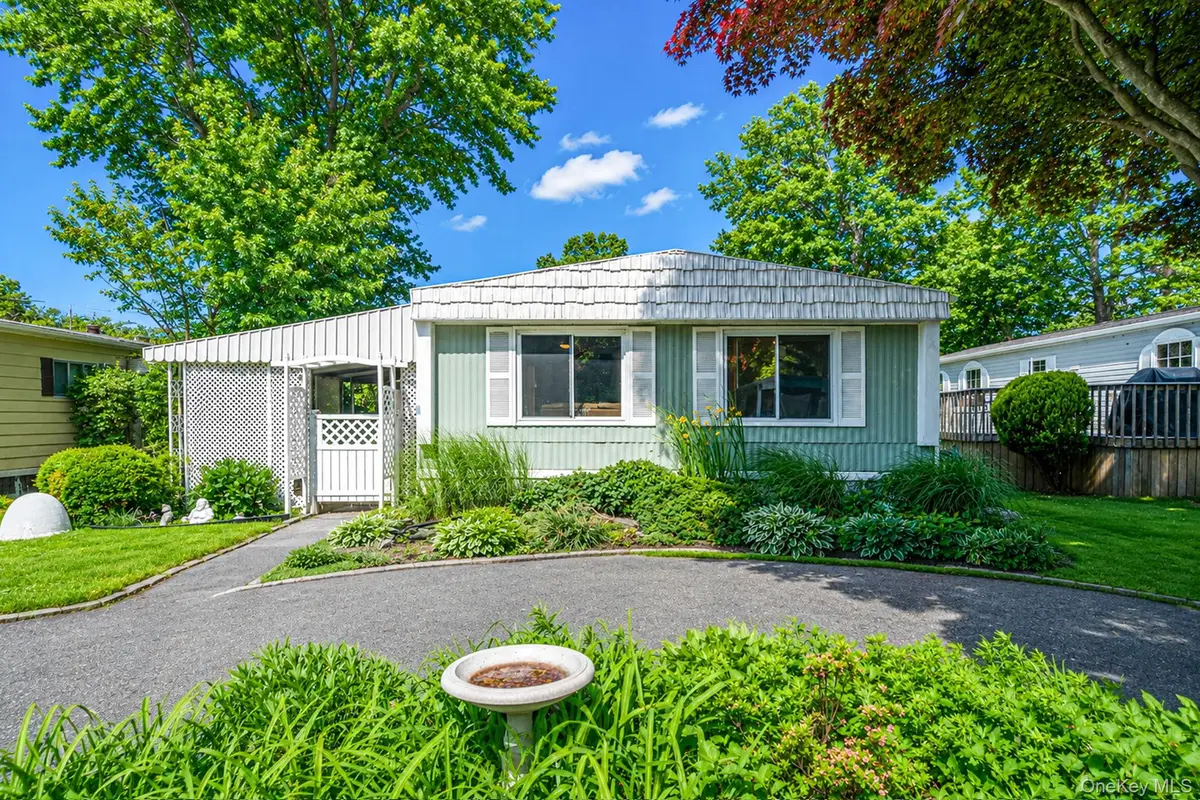 14 Buttercup Drive, Bohemia, NY 11716 - #1