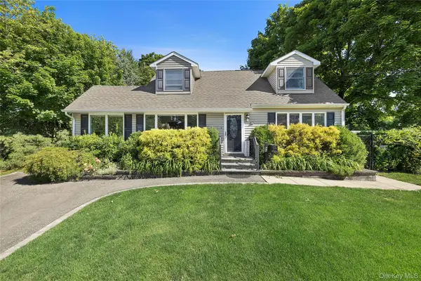 41 Marvin Drive, Kings Park, NY 11754