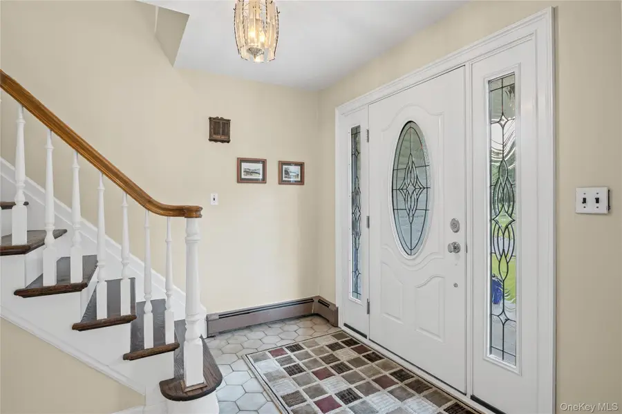37 Dogwood Hollow Lane, Miller Place, NY 11764 - #2