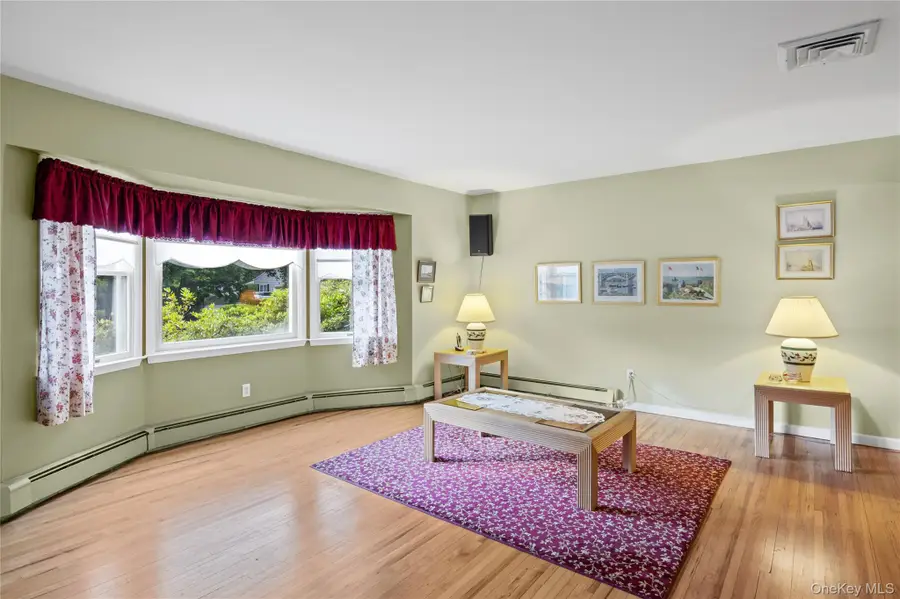 37 Dogwood Hollow Lane, Miller Place, NY 11764 - #3