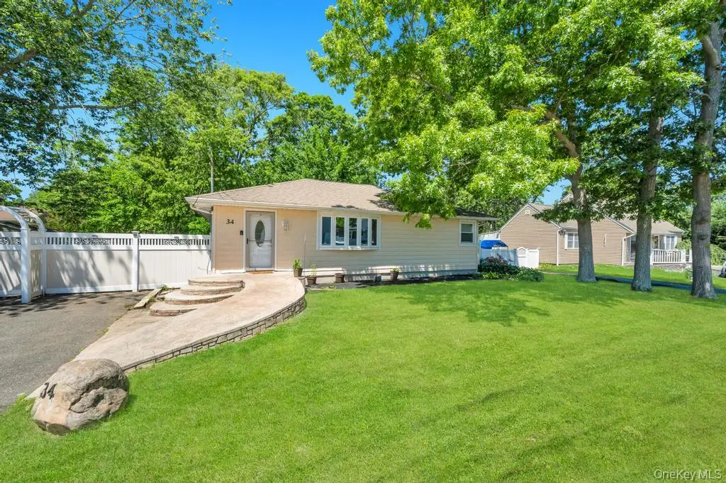 34 Windus Drive, Shirley, NY 11967 - #1