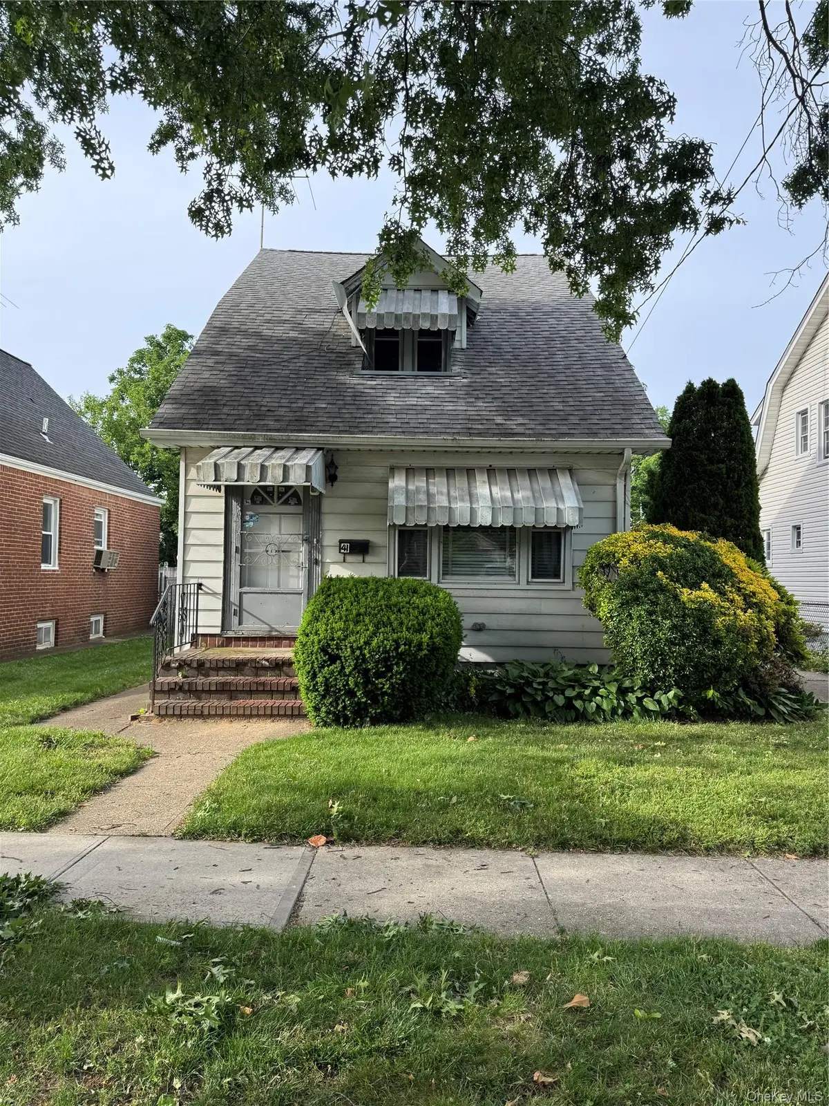 41 Stewart Street, Floral Park, NY 11001 - #1