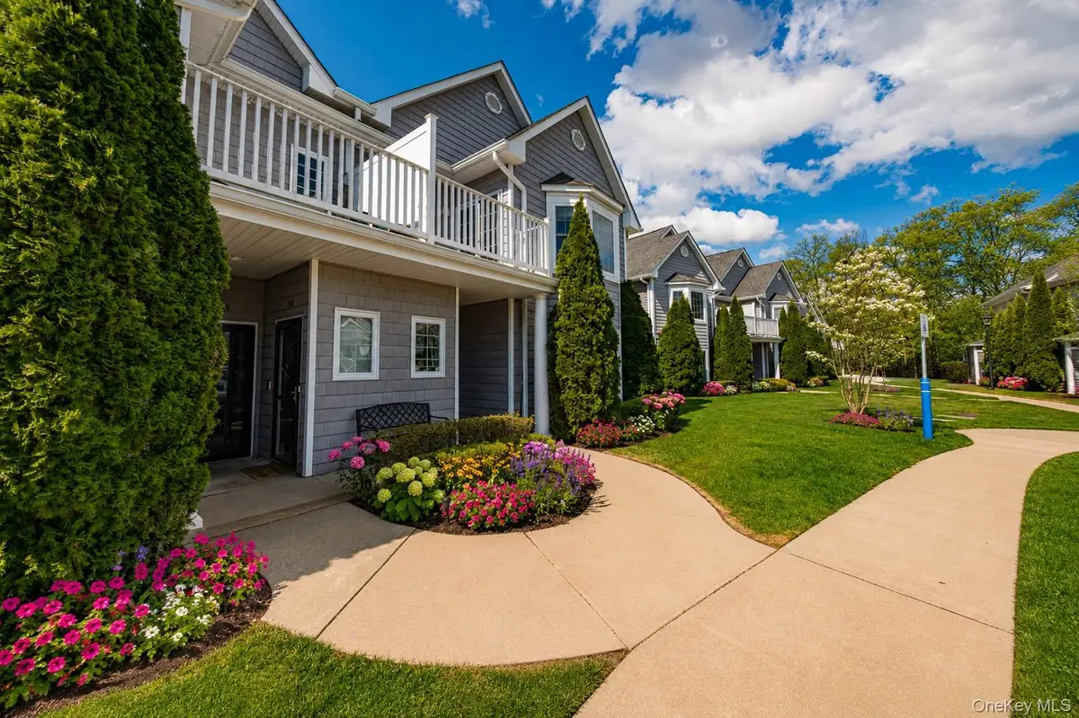 105 Okeefe Court, Oakdale, NY 11769 - #1