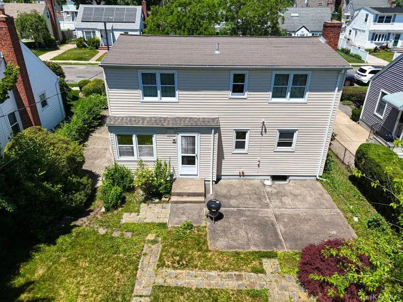 9 Robert Street, Hicksville, NY 11801 - #2