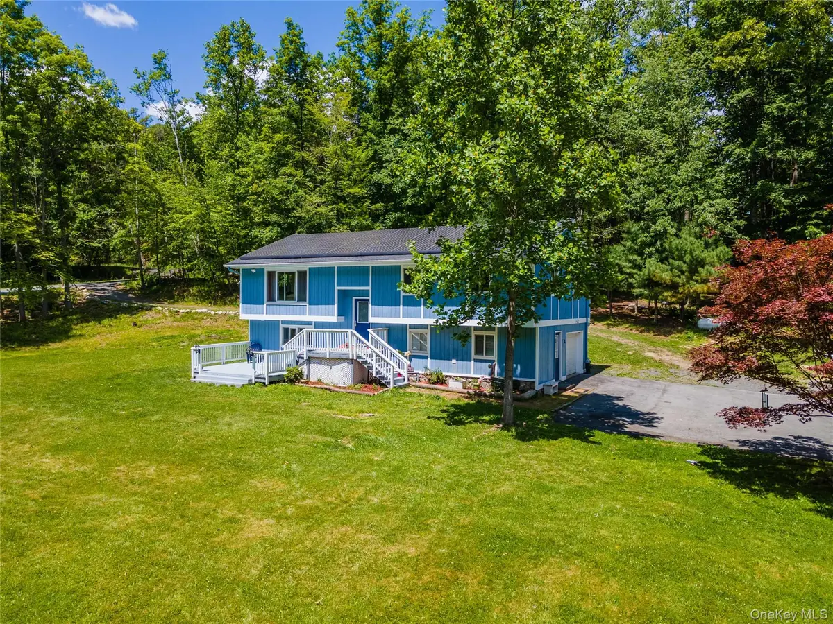 20 Patrick Drive, Bloomingburg, NY 12721 - #1