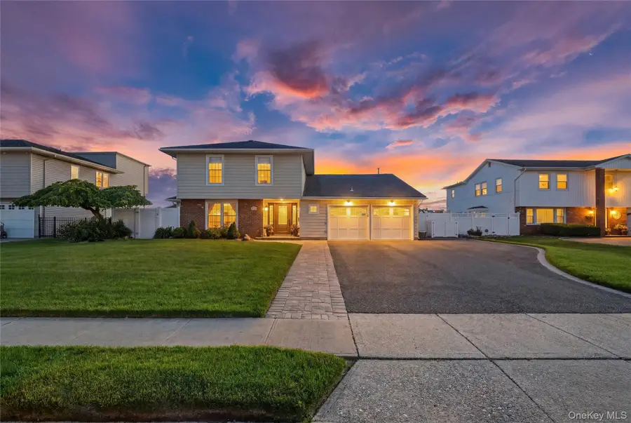 106 Anchorage Drive, West Islip, NY 11795 - #2