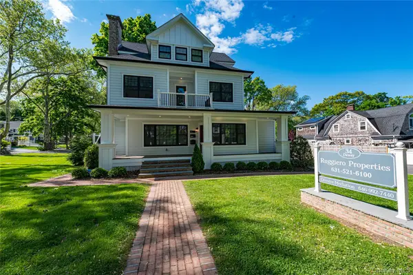 34 Dewey Street, Huntington, NY 11743