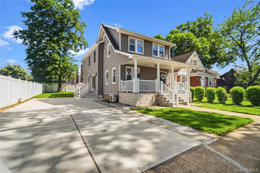 1315 6th Avenue, New Hyde Park, NY 11040 - #3