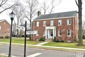 315 Ellington Avenue E, Garden City, NY 11530 - #1