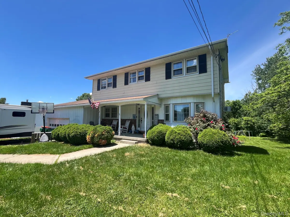 45 W Redoubt Road, Fishkill, NY 12524 - #1